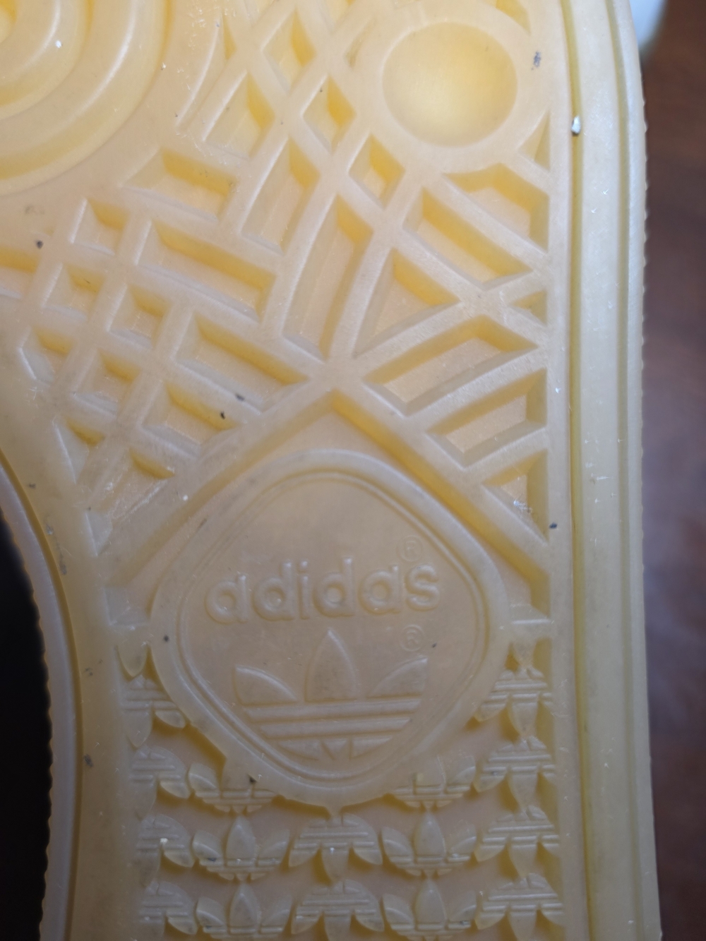 Adidas Men’s Suede Classic Trainer in Off-White - Picture 12 of 16